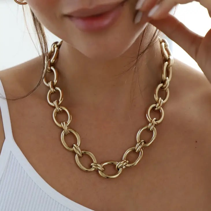 Amelia Gold Statement Chain Necklace