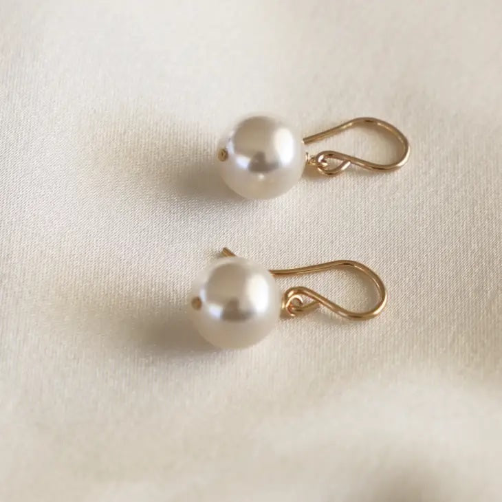 Classic Pearl Gold Earrings