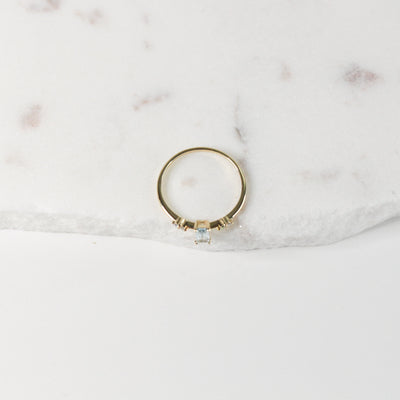Gold Aquamarine & Diamond Ring